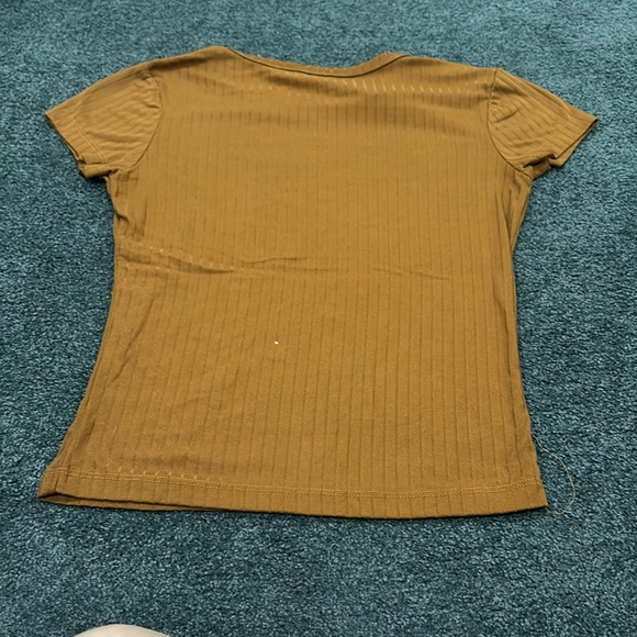 Basic brown top - Picture 2 of 2